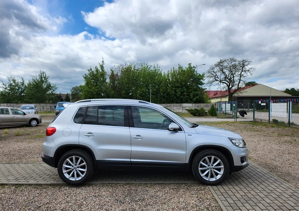 Volkswagen Tiguan cena 53900 przebieg: 207600, rok produkcji 2015 z Piła małe 596